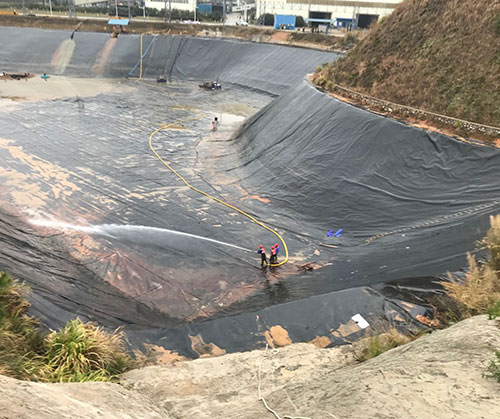 西工废水池清理